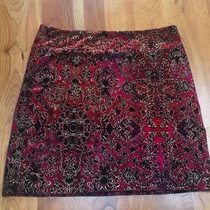 Velvet bodycon skirt with print